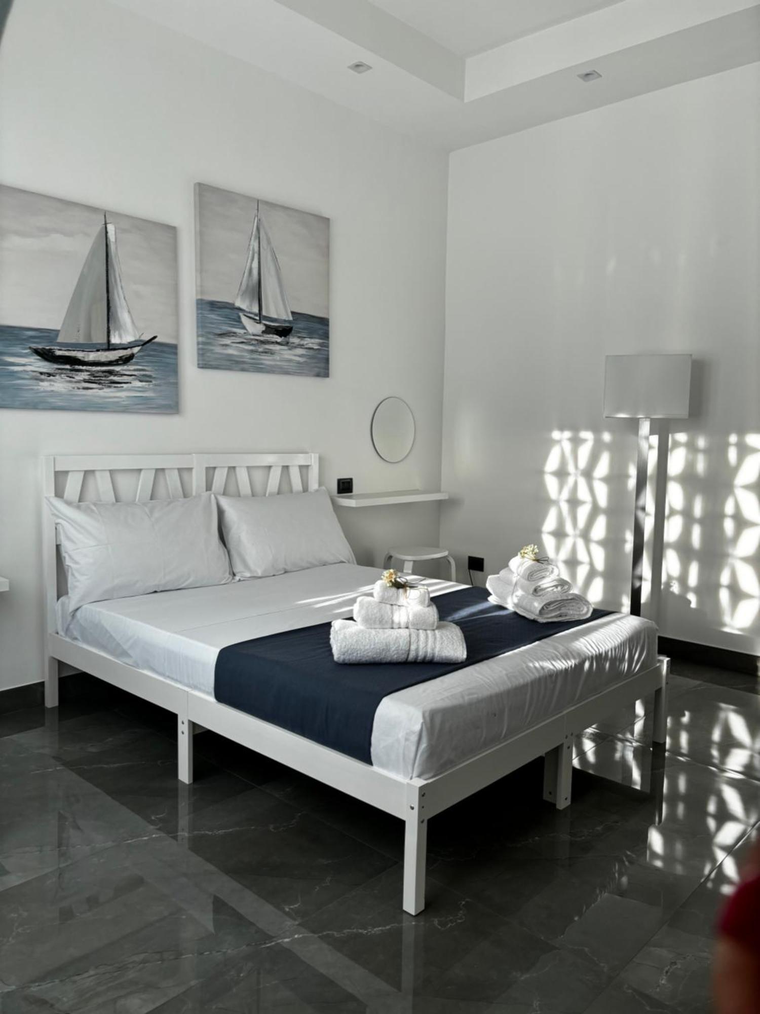 Louis Helen Apartment Naples Exterior photo