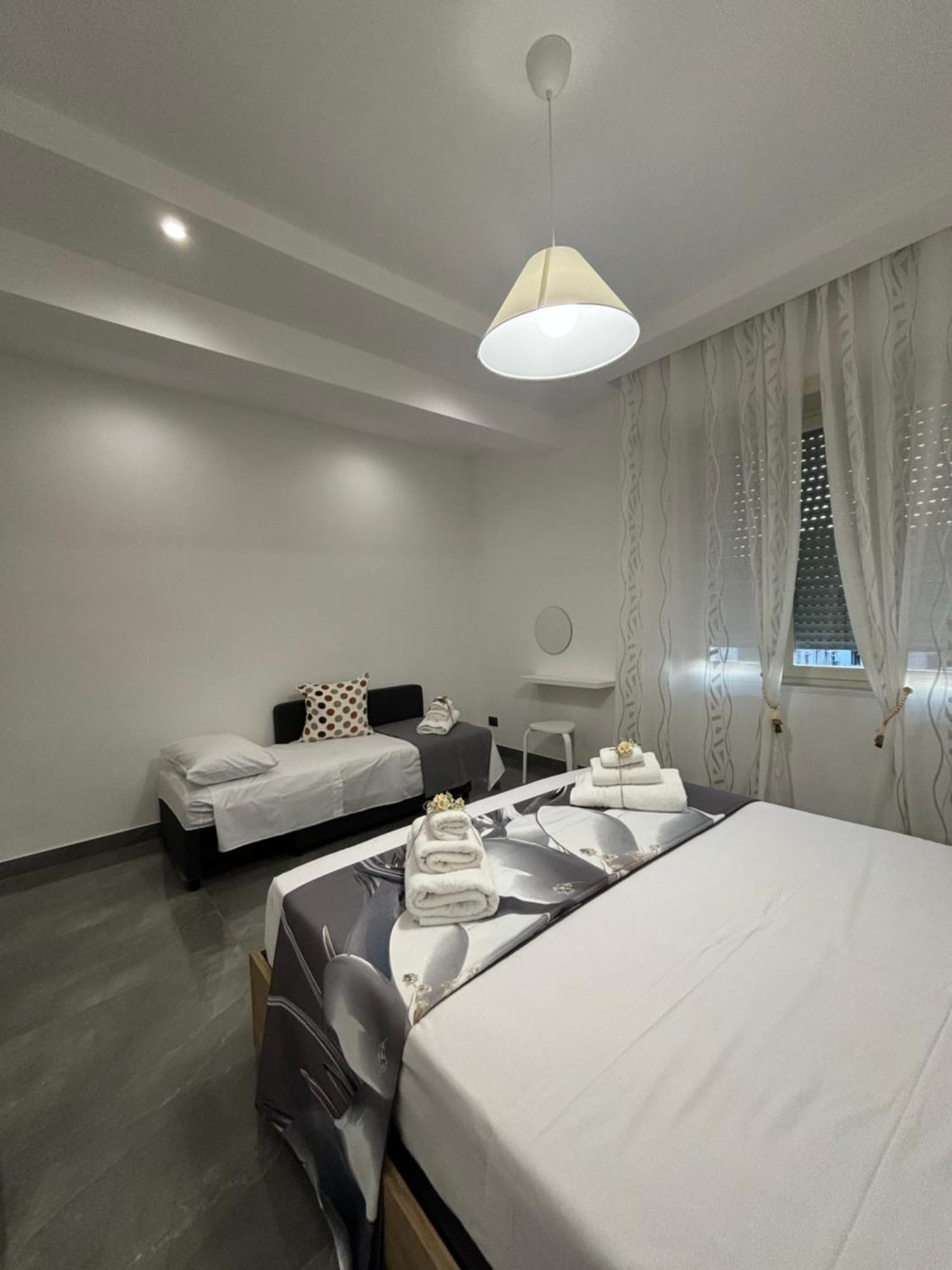Louis Helen Apartment Naples Exterior photo