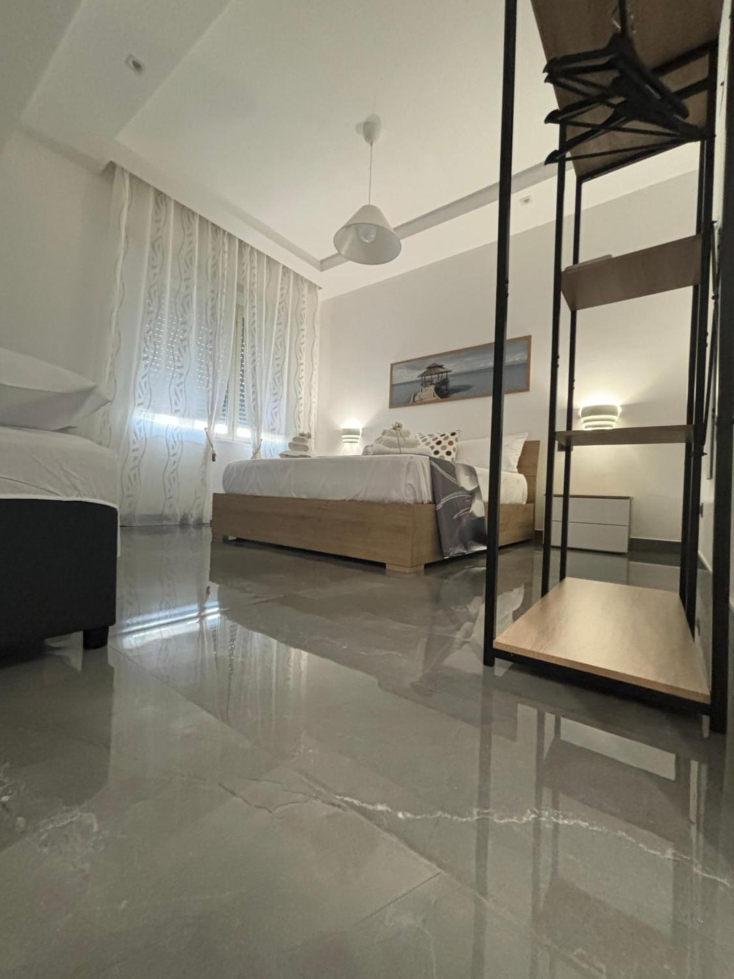 Louis Helen Apartment Naples Exterior photo