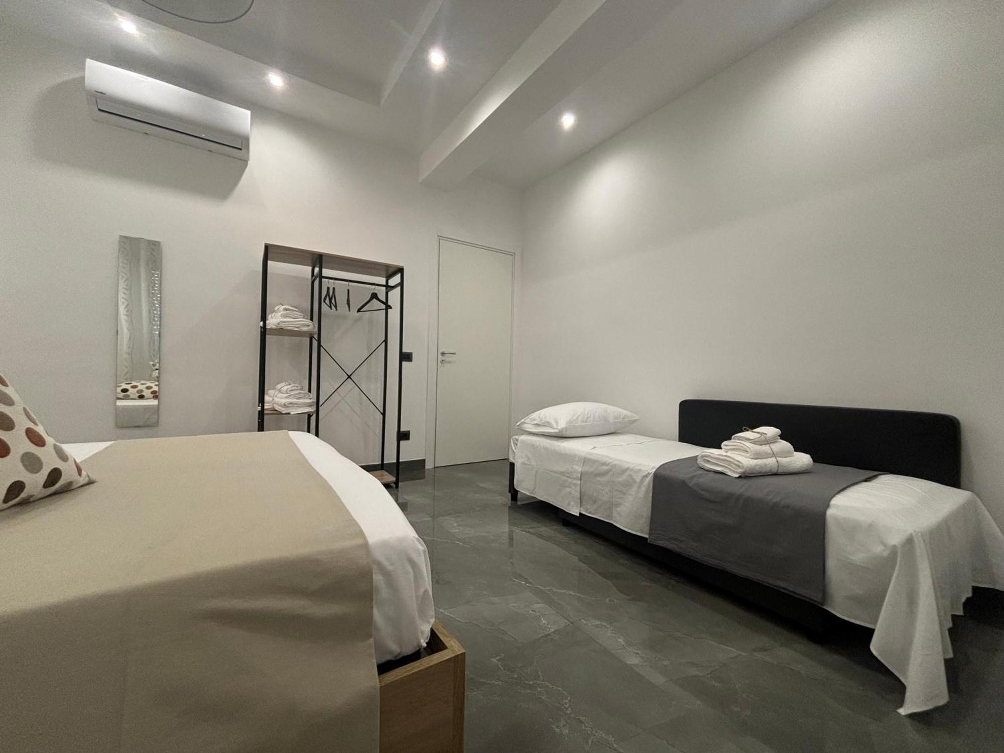 Louis Helen Apartment Naples Exterior photo